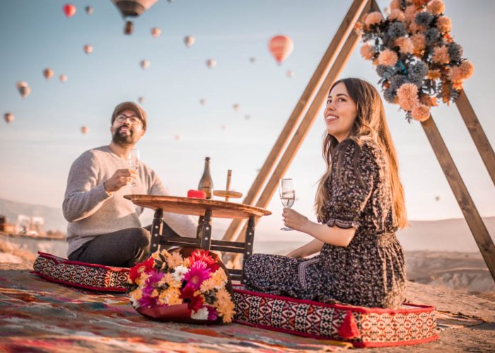 Cappadocia's Turkish Breakfast with Hot Air Balloons at Sunrise