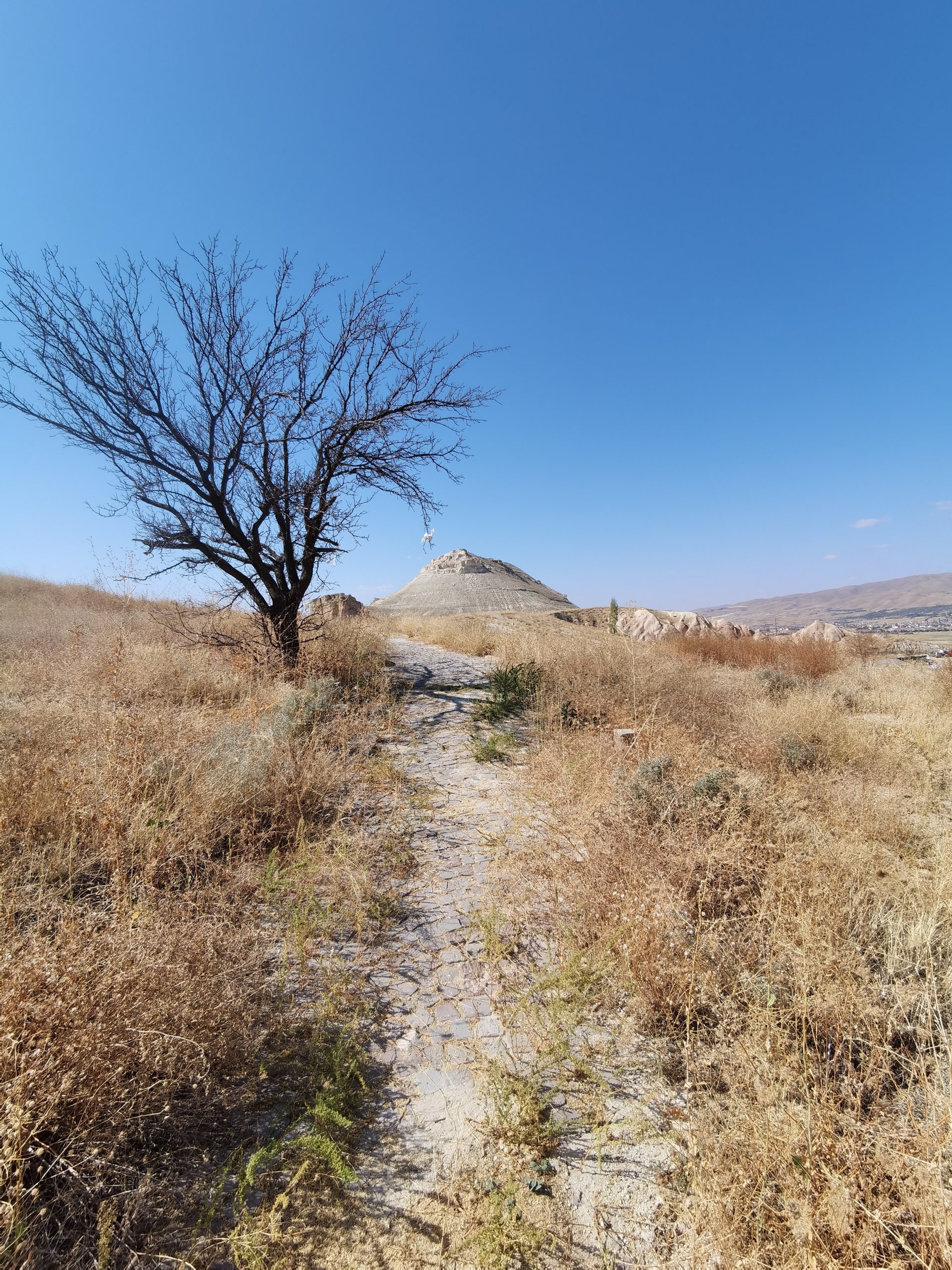 Exploring the Charming Çavuşin Village: A Glimpse into Cappadocia's Past